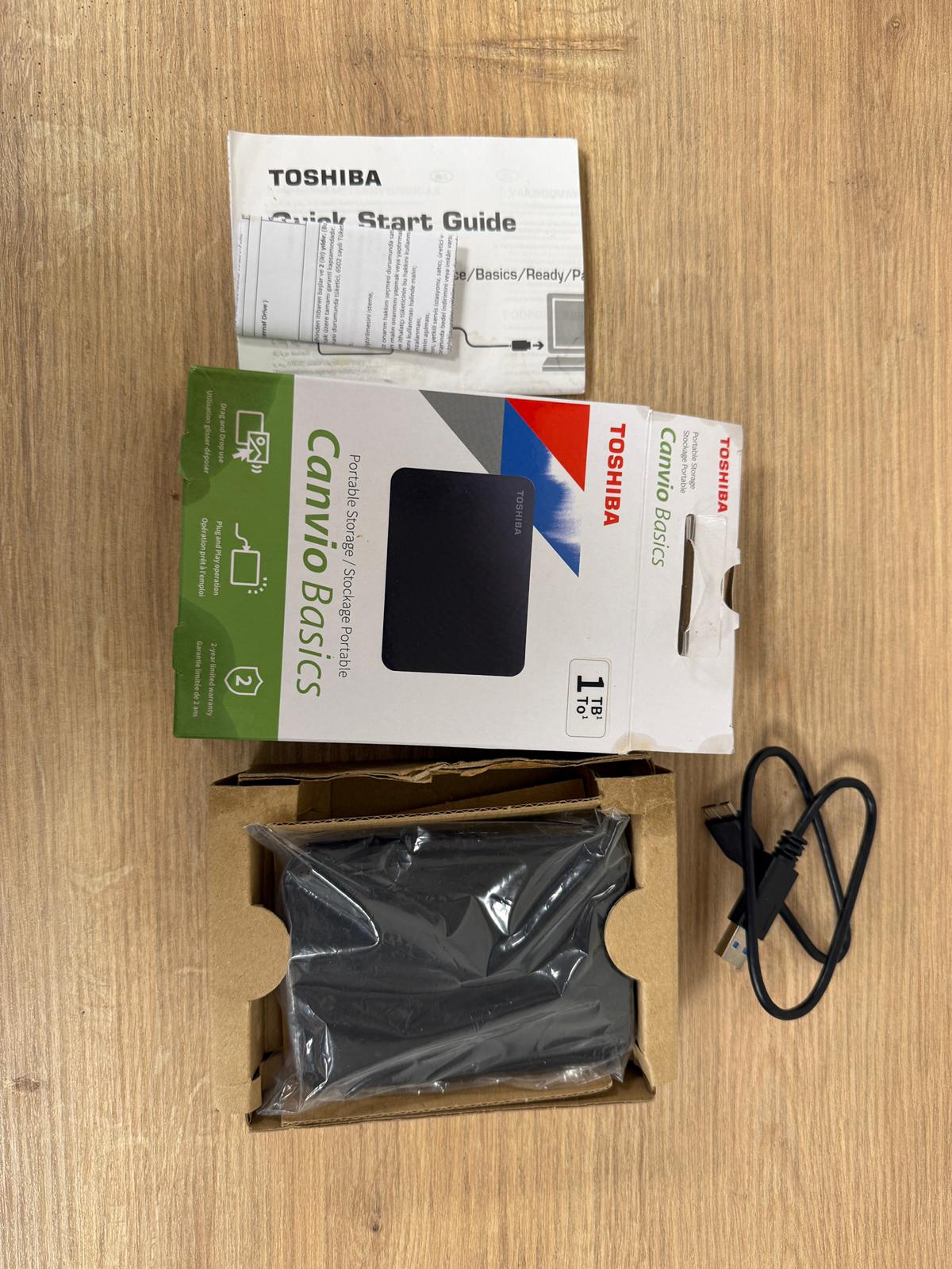 Toshiba 1 TB Harici Harddisk SIFIR KUTUSUNDA HİÇ KULLANILMAMIŞ